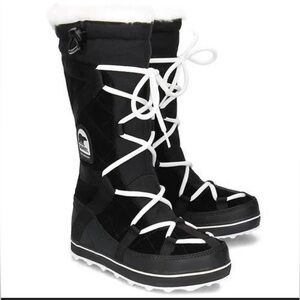 NWOT SOREL Women's Black and White Winter Boots